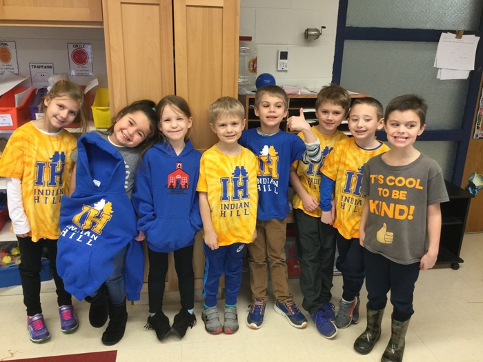 Kindergarten students show school spirit!